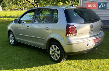 Хэтчбек Volkswagen Polo 2006 в 
