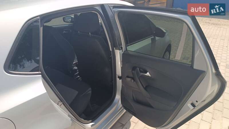 Хэтчбек Volkswagen Polo 2010 в Корсуне-Шевченковском