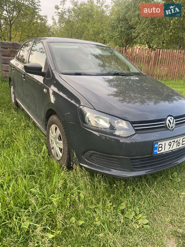 Седан Volkswagen Polo 2012 в Буске