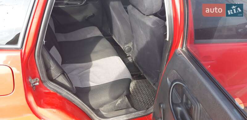 Седан Volkswagen Polo 1997 в Покрове