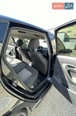 Хэтчбек Volkswagen Polo 2011 в 