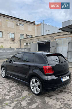 Хэтчбек Volkswagen Polo 2011 в 