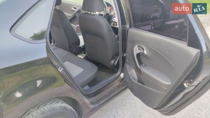 Седан Volkswagen Polo 2012 в Виннице