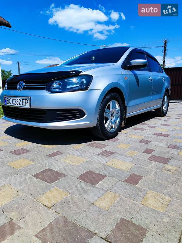 Седан Volkswagen Polo 2011 в Меденичах