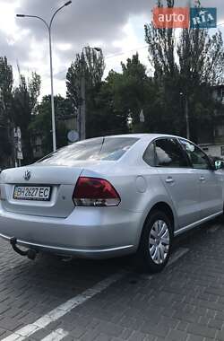 Седан Volkswagen Polo 2011 в 