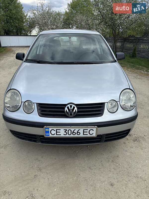 Хетчбек Volkswagen Polo 2003 в Чернівцях