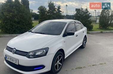 Седан Volkswagen Polo 2011 в 