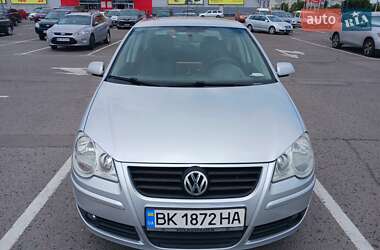 Хэтчбек Volkswagen Polo 2007 в Ровно