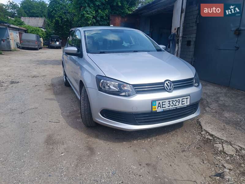 Седан Volkswagen Polo 2011 в 