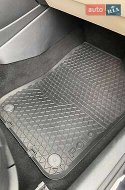 Хэтчбек Volkswagen Polo 2010 в 