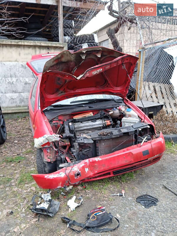 Хэтчбек Volkswagen Polo 1995 в Киеве