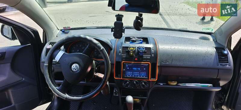 Хэтчбек Volkswagen Polo 2009 в Львове