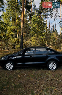 Седан Volkswagen Polo 2011 в Виннице