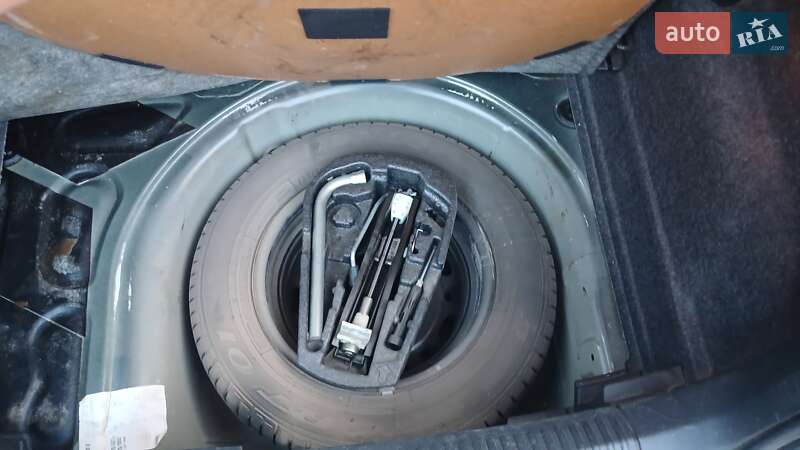 Хэтчбек Volkswagen Polo 2009 в Здолбунове