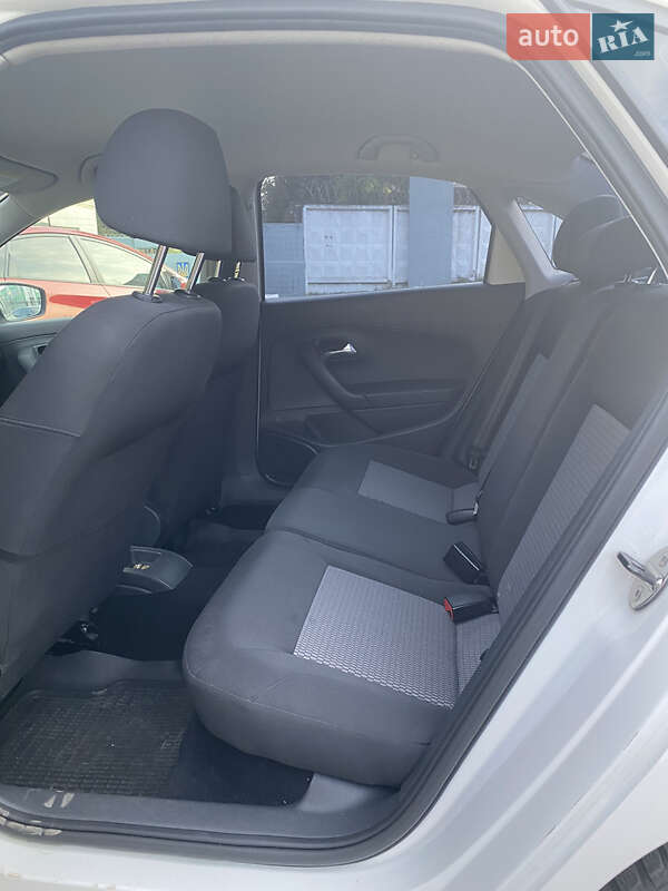 Седан Volkswagen Polo 2012 в Киеве