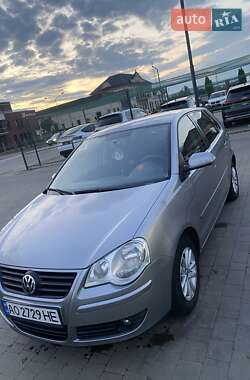 Хетчбек Volkswagen Polo 2009 в Мукачевому