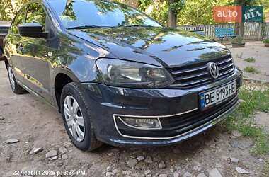 Седан Volkswagen Polo 2015 в Миколаєві