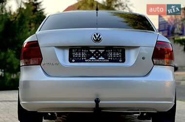 Седан Volkswagen Polo 2011 в 