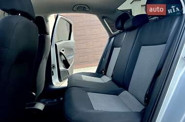 Седан Volkswagen Polo 2011 в 