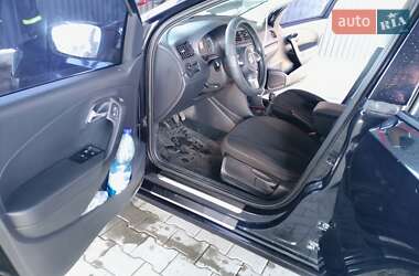 Седан Volkswagen Polo 2011 в 