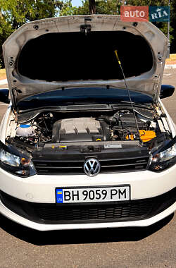 Хетчбек Volkswagen Polo 2014 в 