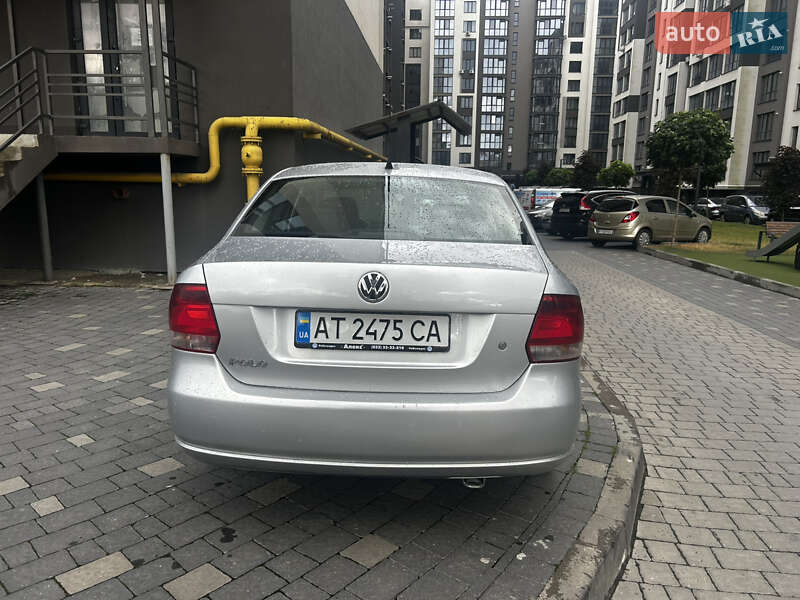 Седан Volkswagen Polo 2012 в Івано-Франківську