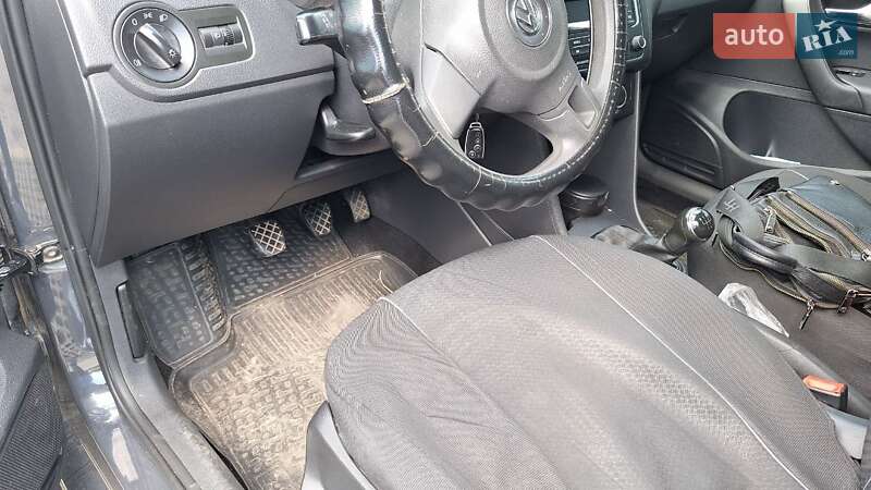 Седан Volkswagen Polo 2012 в Львове