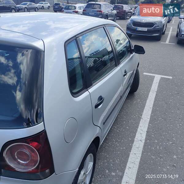Хетчбек Volkswagen Polo 2005 в Києві фото 2 Хетчбек Volkswagen Polo 2005 в Києві