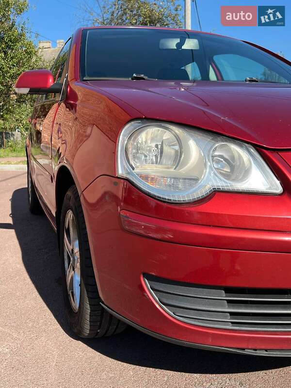 Хетчбек Volkswagen Polo 2007 в Києві