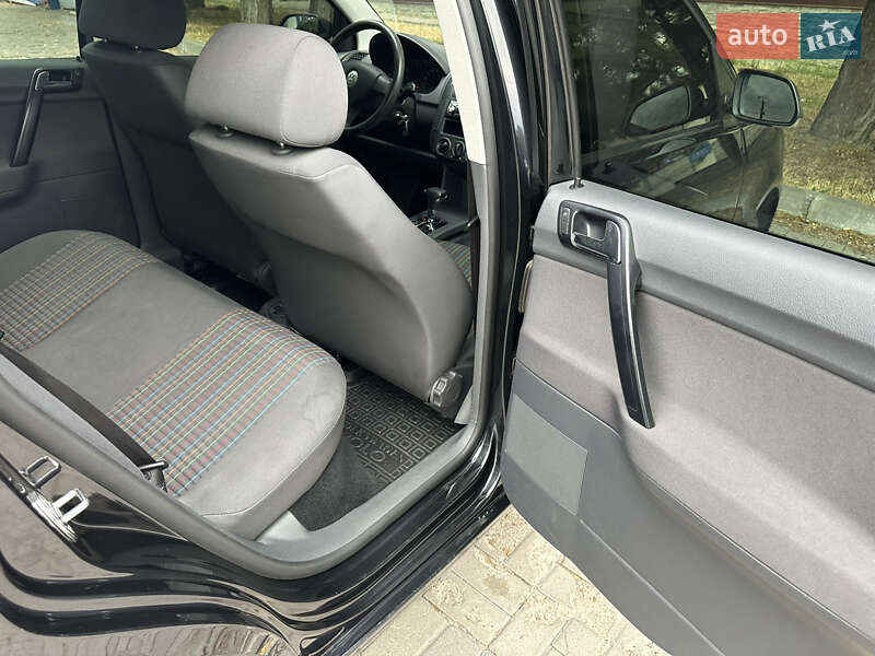 Хэтчбек Volkswagen Polo 2008 в Днепре