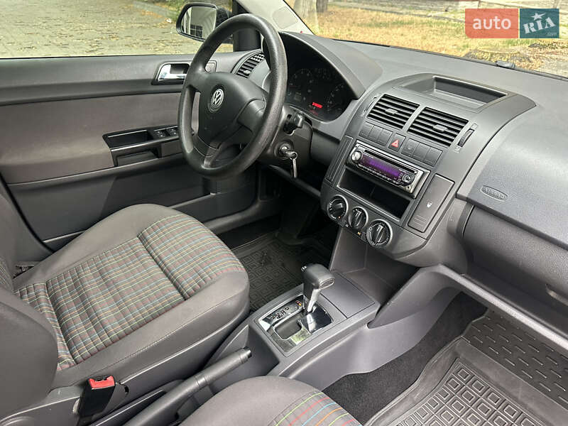 Хэтчбек Volkswagen Polo 2008 в Днепре