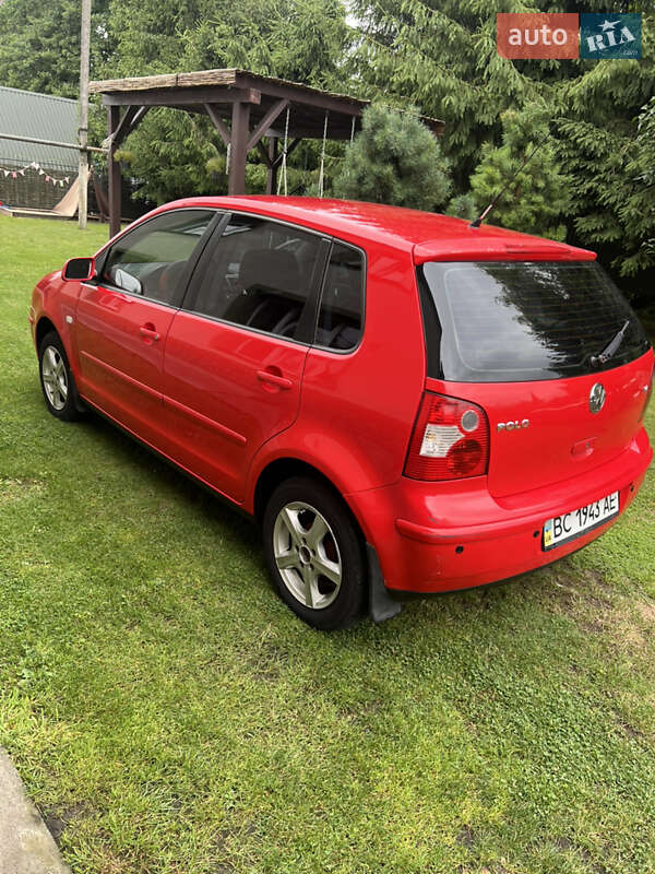 Хетчбек Volkswagen Polo 2003 в Яворові