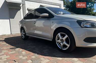 Седан Volkswagen Polo 2012 в Чернігові
