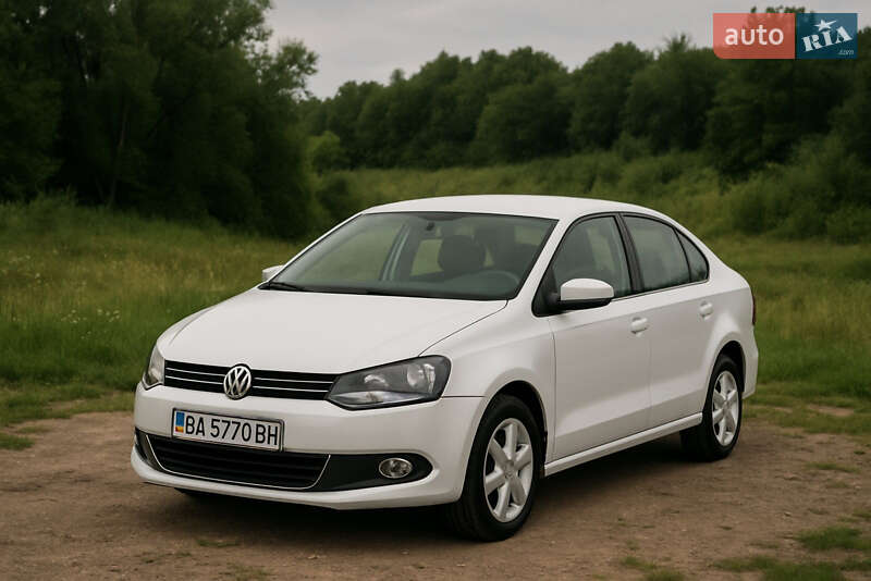 Седан Volkswagen Polo 2012 в Кропивницком