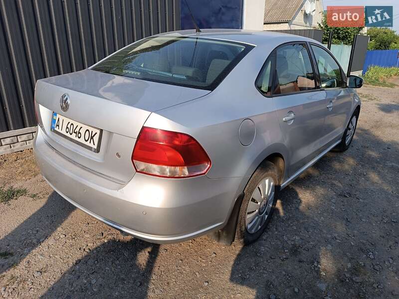 Седан Volkswagen Polo 2011 в Тетиеве