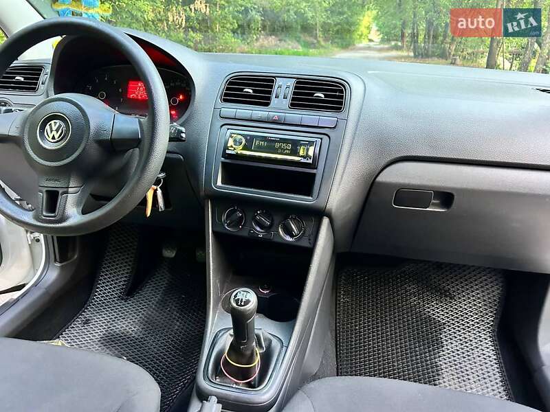 Седан Volkswagen Polo 2012 в Харькове