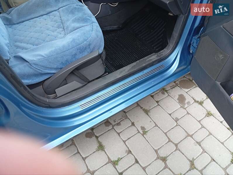 Хэтчбек Volkswagen Polo 2006 в Борщеве