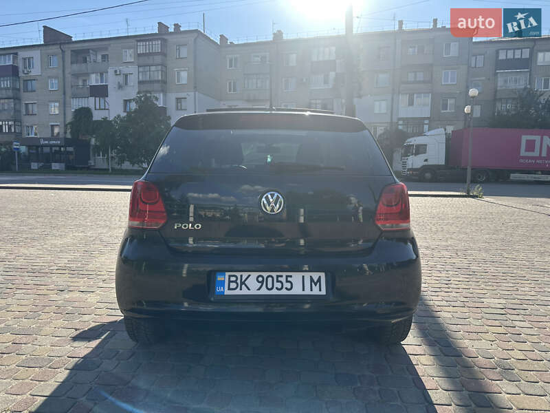 Хэтчбек Volkswagen Polo 2013 в Сарнах