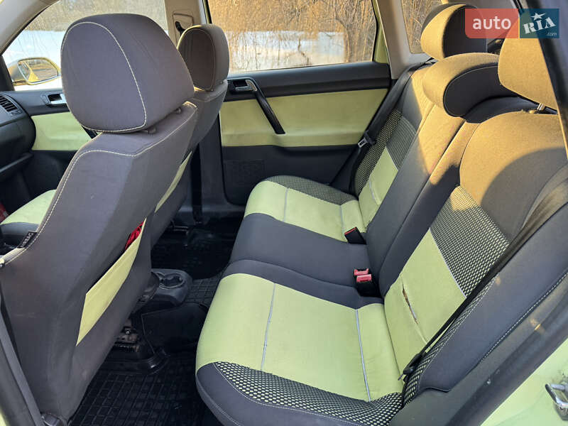 Хэтчбек Volkswagen Polo 2007 в Львове