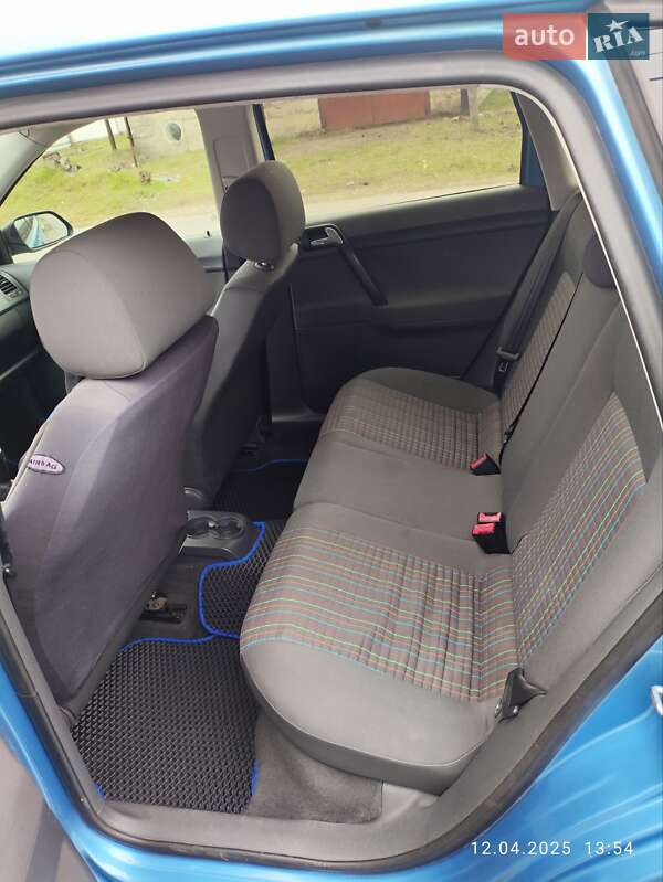 Хетчбек Volkswagen Polo 2006 в Попільні