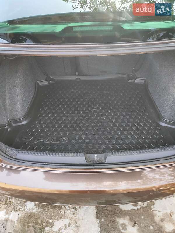 Седан Volkswagen Polo 2014 в Николаеве фото 3 Седан Volkswagen Polo 2014 в Николаеве
