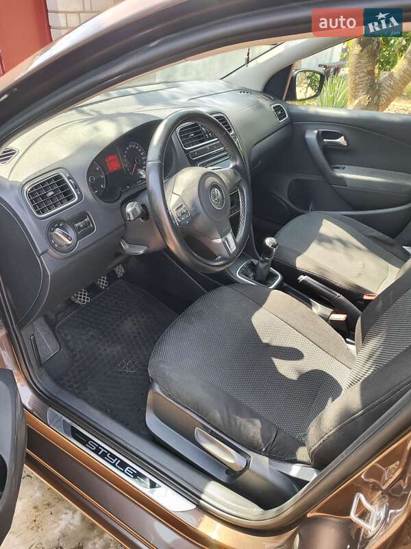 Седан Volkswagen Polo 2014 в Николаеве фото 7 Седан Volkswagen Polo 2014 в Николаеве