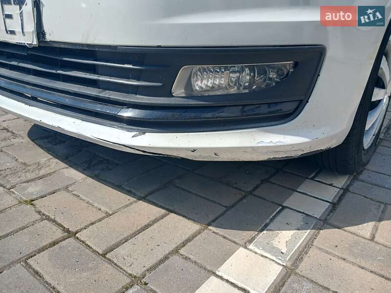 Седан Volkswagen Polo 2017 в Львове