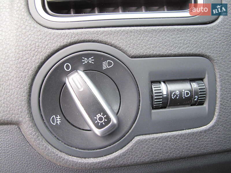 Хетчбек Volkswagen Polo 2011 в Києві