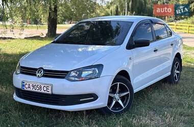 Седан Volkswagen Polo 2011 в Александрие