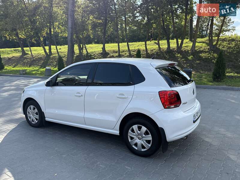 Хетчбек Volkswagen Polo 2013 в Хмельницькому