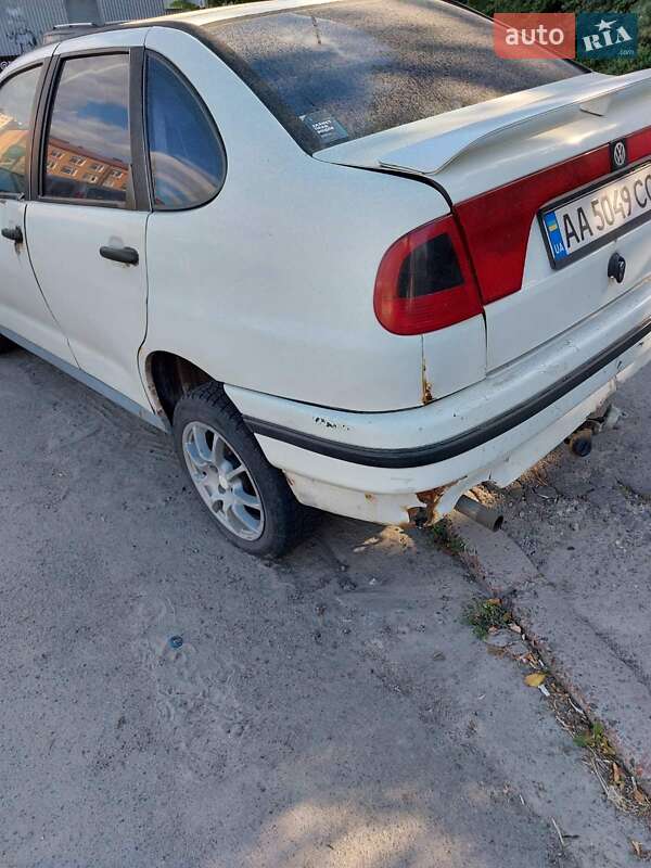 Седан Volkswagen Polo 1996 в Белой Церкви