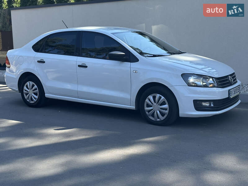 Седан Volkswagen Polo 2016 в Полтаве