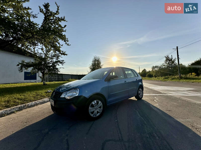 Хэтчбек Volkswagen Polo 2005 в Львове