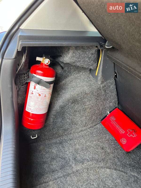 Хэтчбек Volkswagen Polo 2008 в Стрые